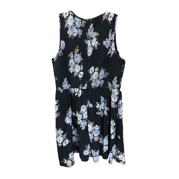 Loft Black with Pastel Floral Pattern Seersucker On Top New with Tags - Picture 2 of 4